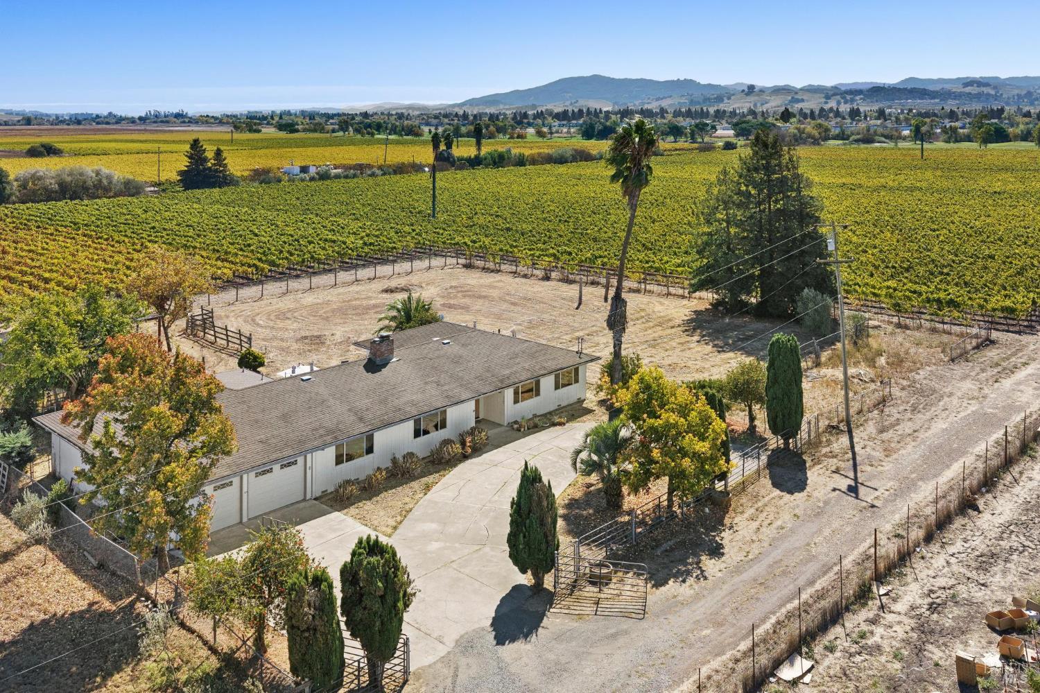 2702 Old Adobe Road Petaluma CA 94954