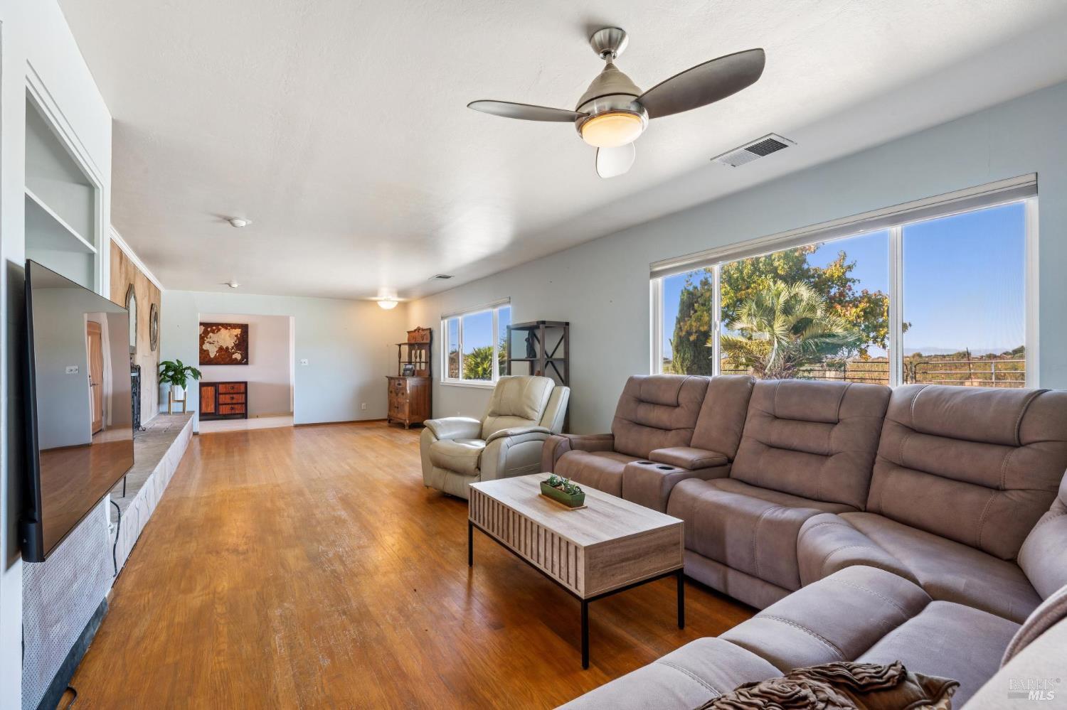 2702 Old Adobe Road Petaluma CA 94954