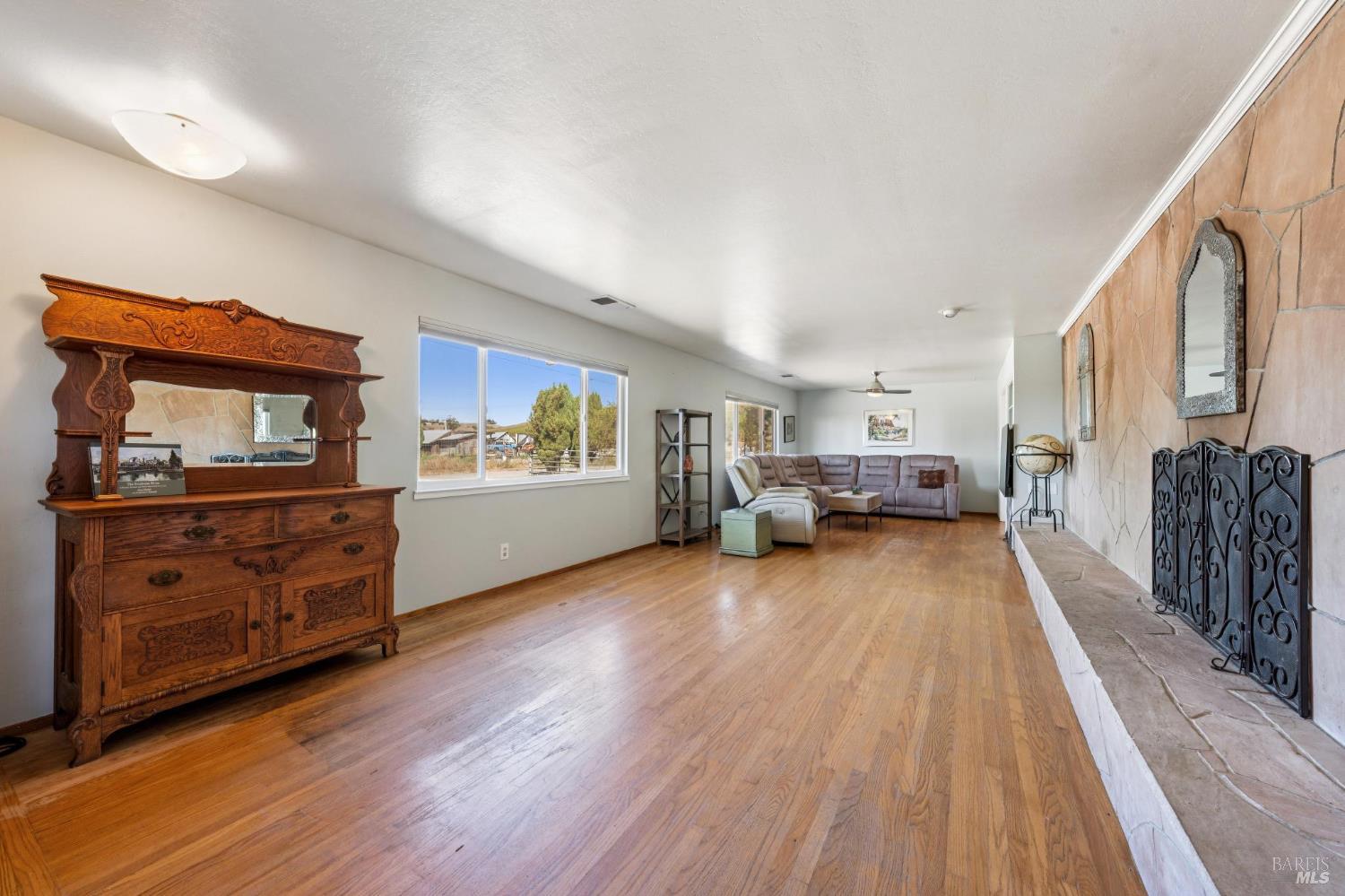 2702 Old Adobe Road Petaluma CA 94954