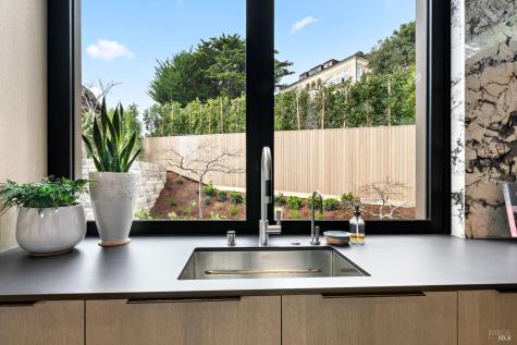 1 Blanding Lane Belvedere CA 94920