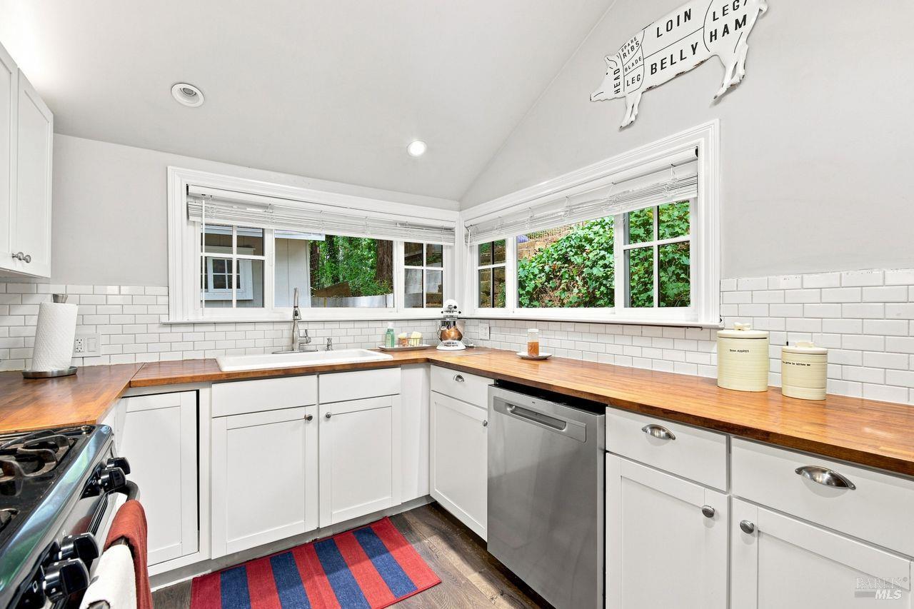 9185 Rio Dell Court Forestville CA 95436