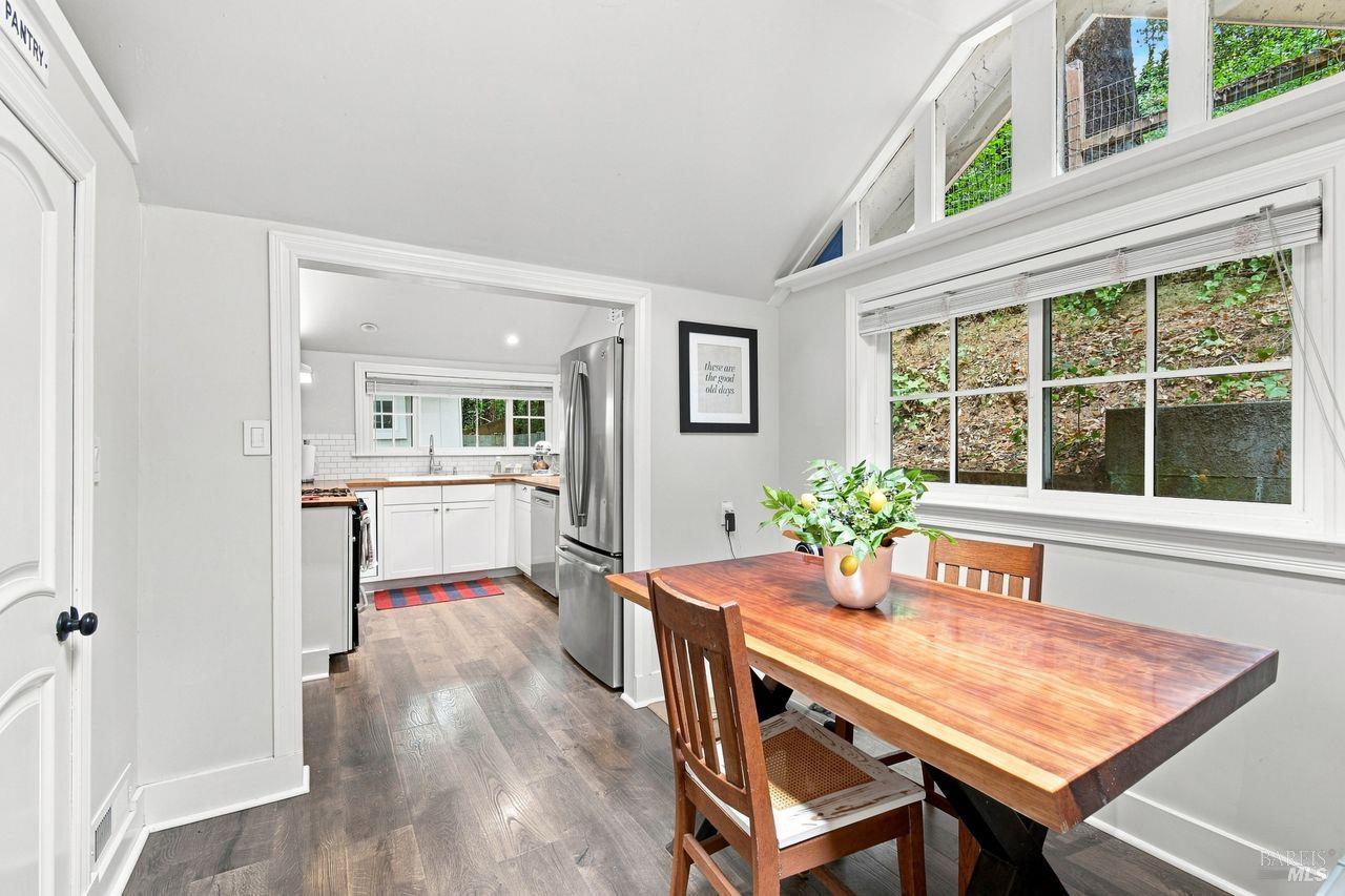 9185 Rio Dell Court Forestville CA 95436