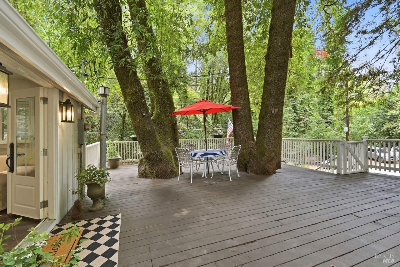 9185 Rio Dell Court Forestville CA 95436