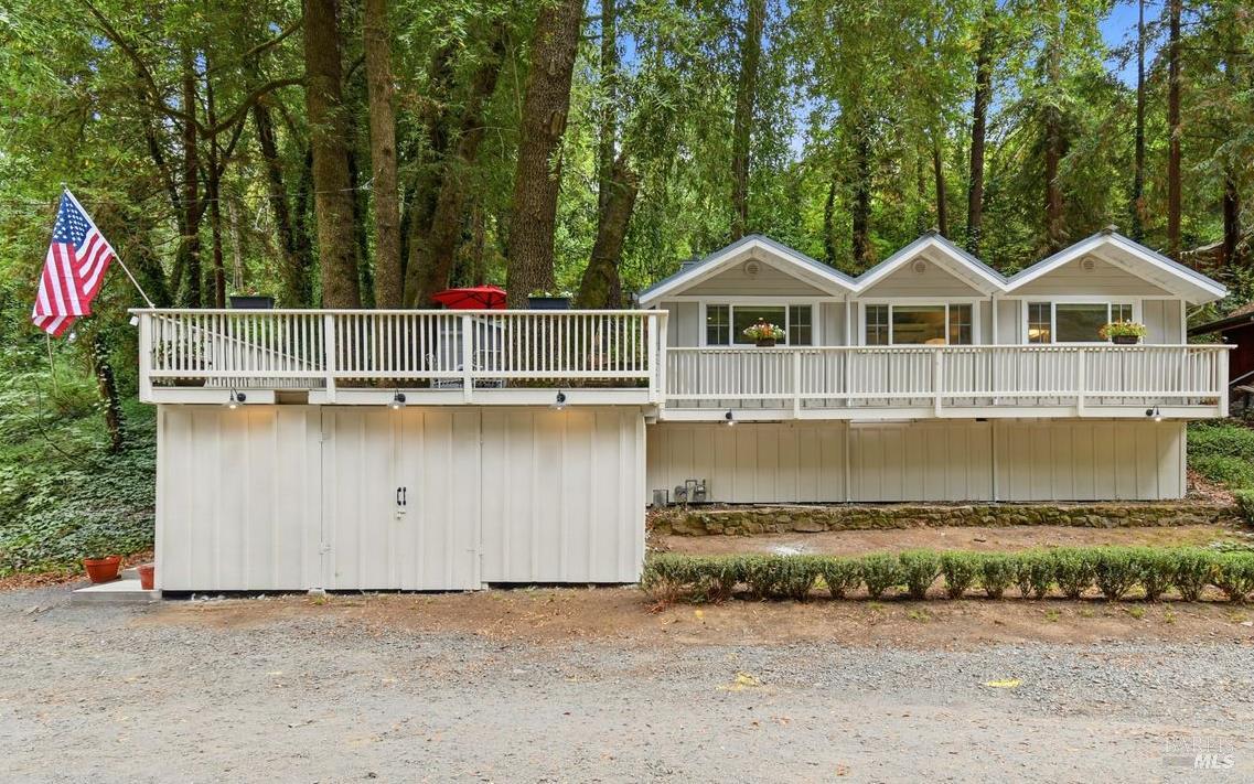 9185 Rio Dell Court Forestville CA 95436