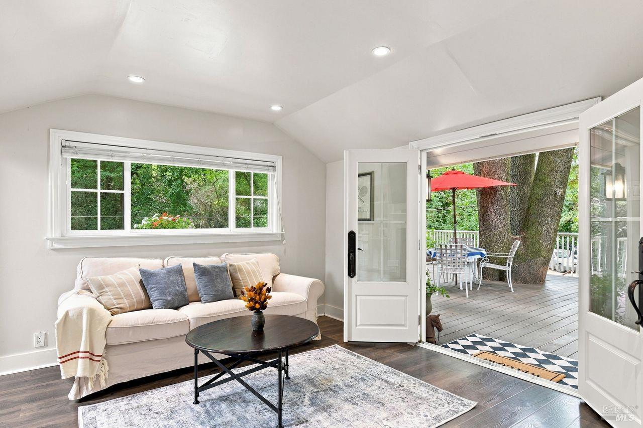 9185 Rio Dell Court Forestville CA 95436