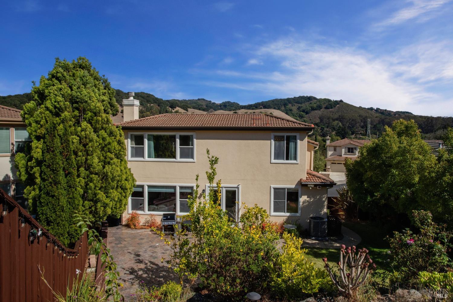 1009 Trailside Drive El Sobrante CA 94803