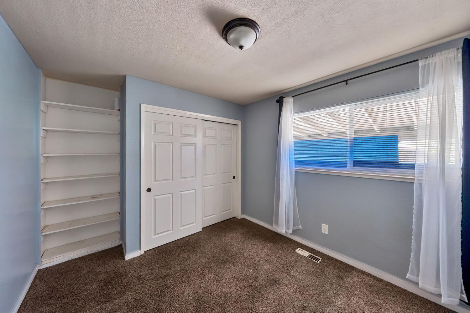 260 De Pauw Drive Turlock CA 95382