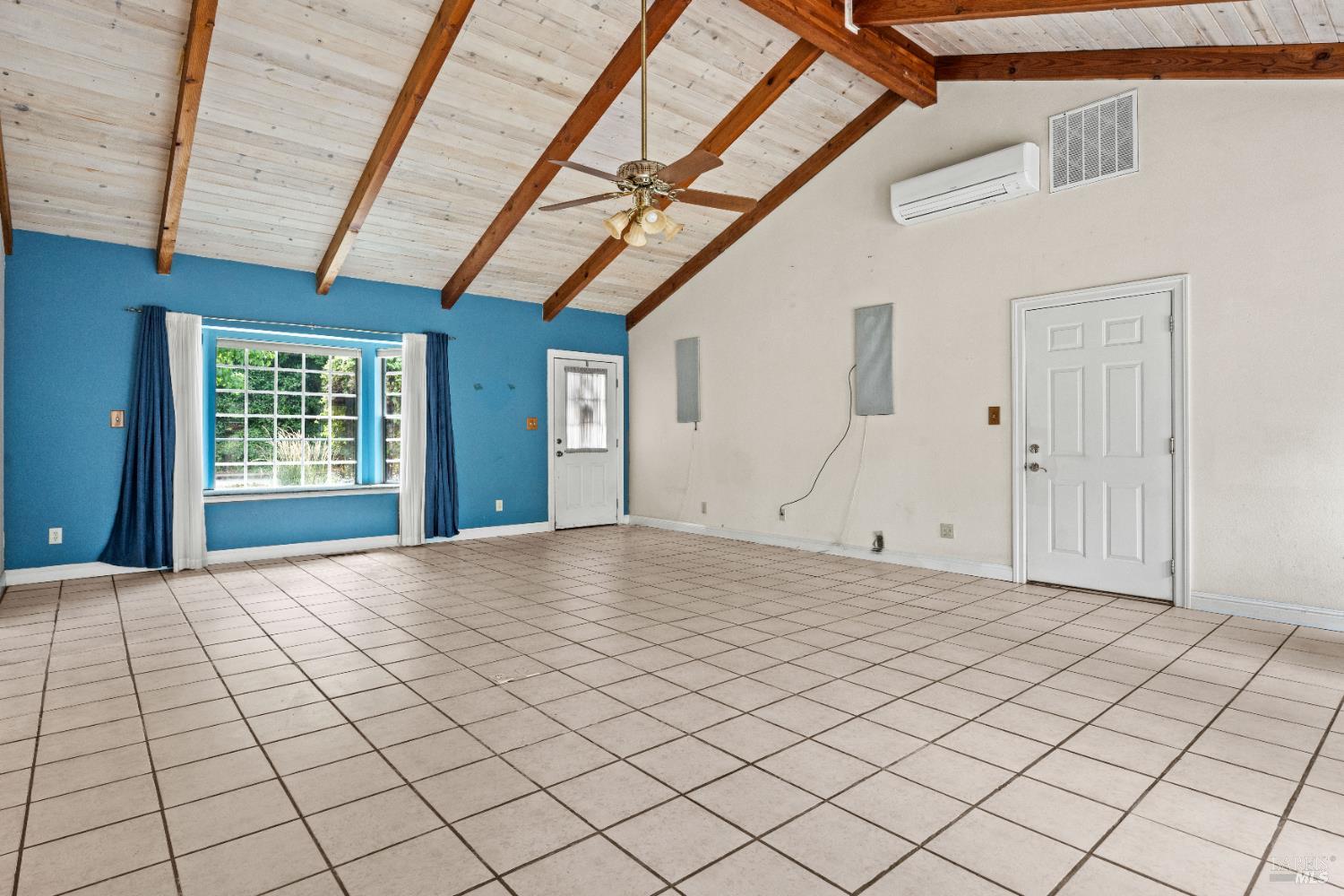 84 School Street Willits CA 95490