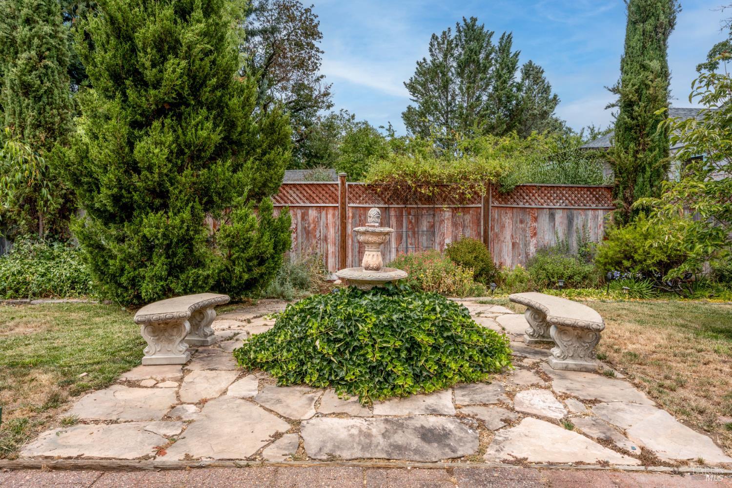84 School Street Willits CA 95490