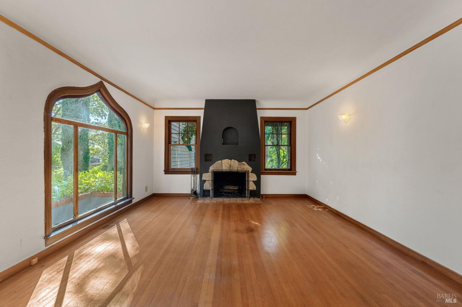 6641-6641A Yount Street Yountville CA 94599