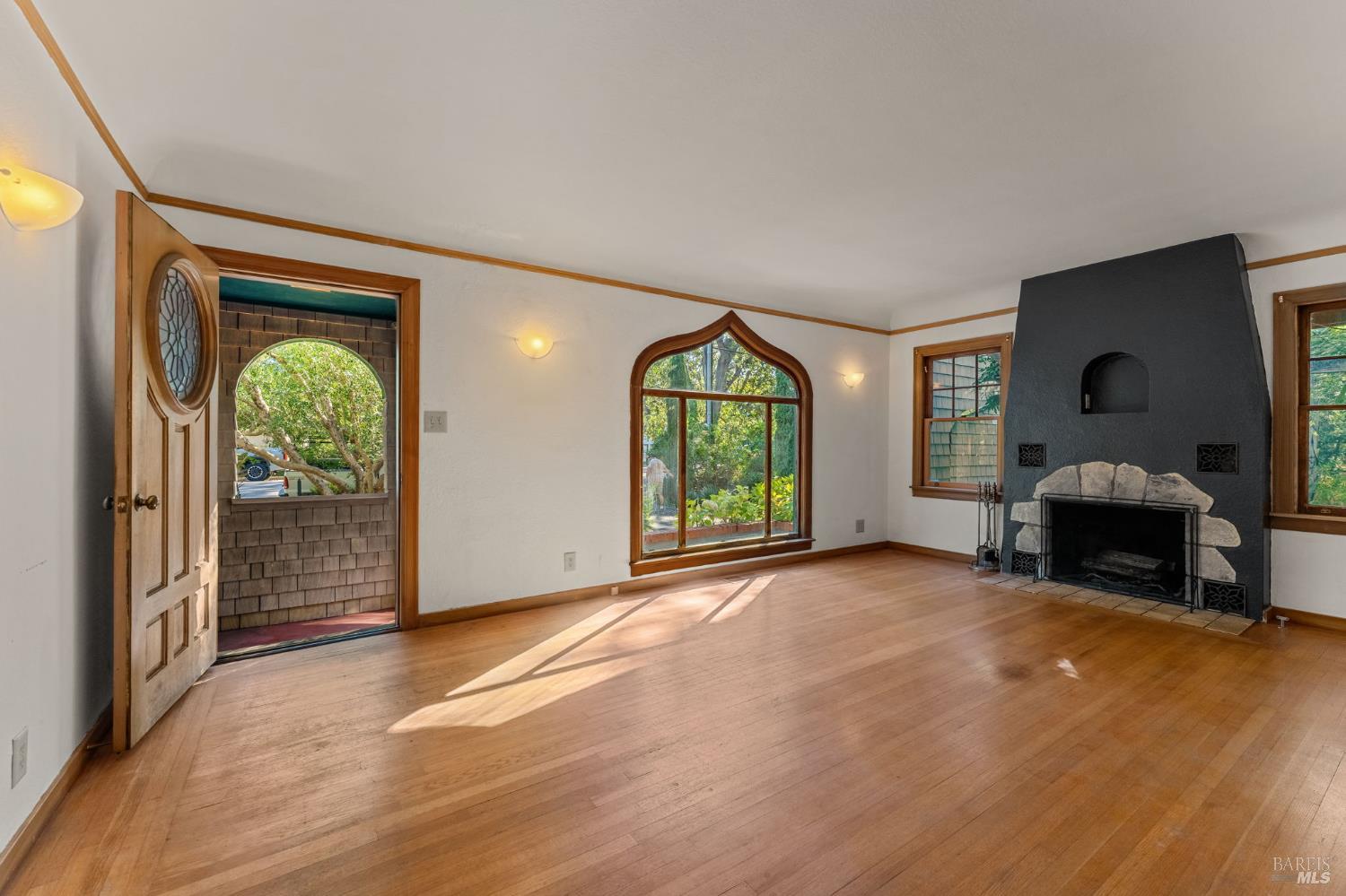 6641-6641A Yount Street Yountville CA 94599