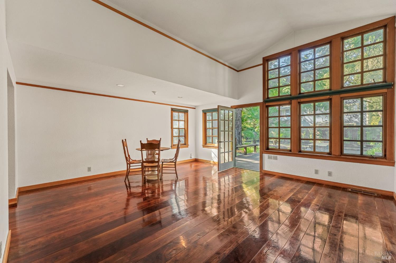 6641-6641A Yount Street Yountville CA 94599