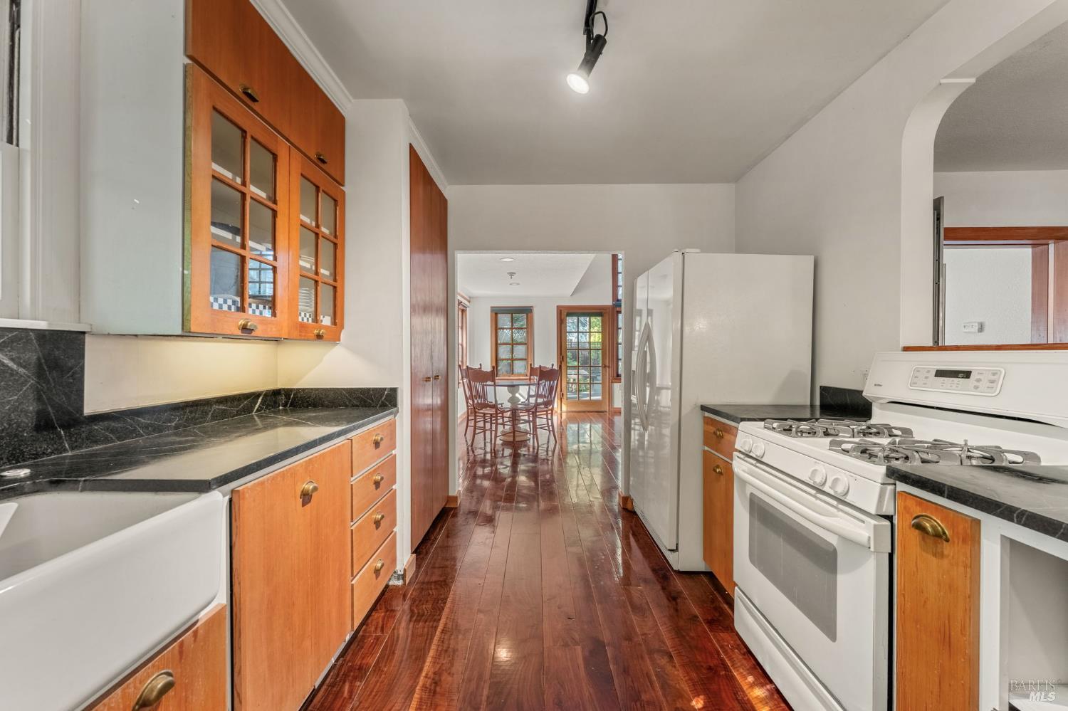 6641-6641A Yount Street Yountville CA 94599