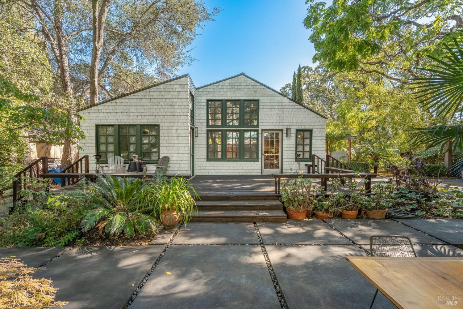 6641-6641A Yount Street Yountville CA 94599