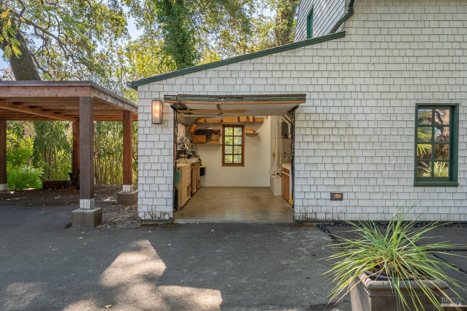 6641-6641A Yount Street Yountville CA 94599