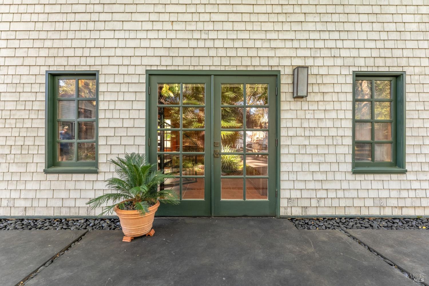 6641-6641A Yount Street Yountville CA 94599