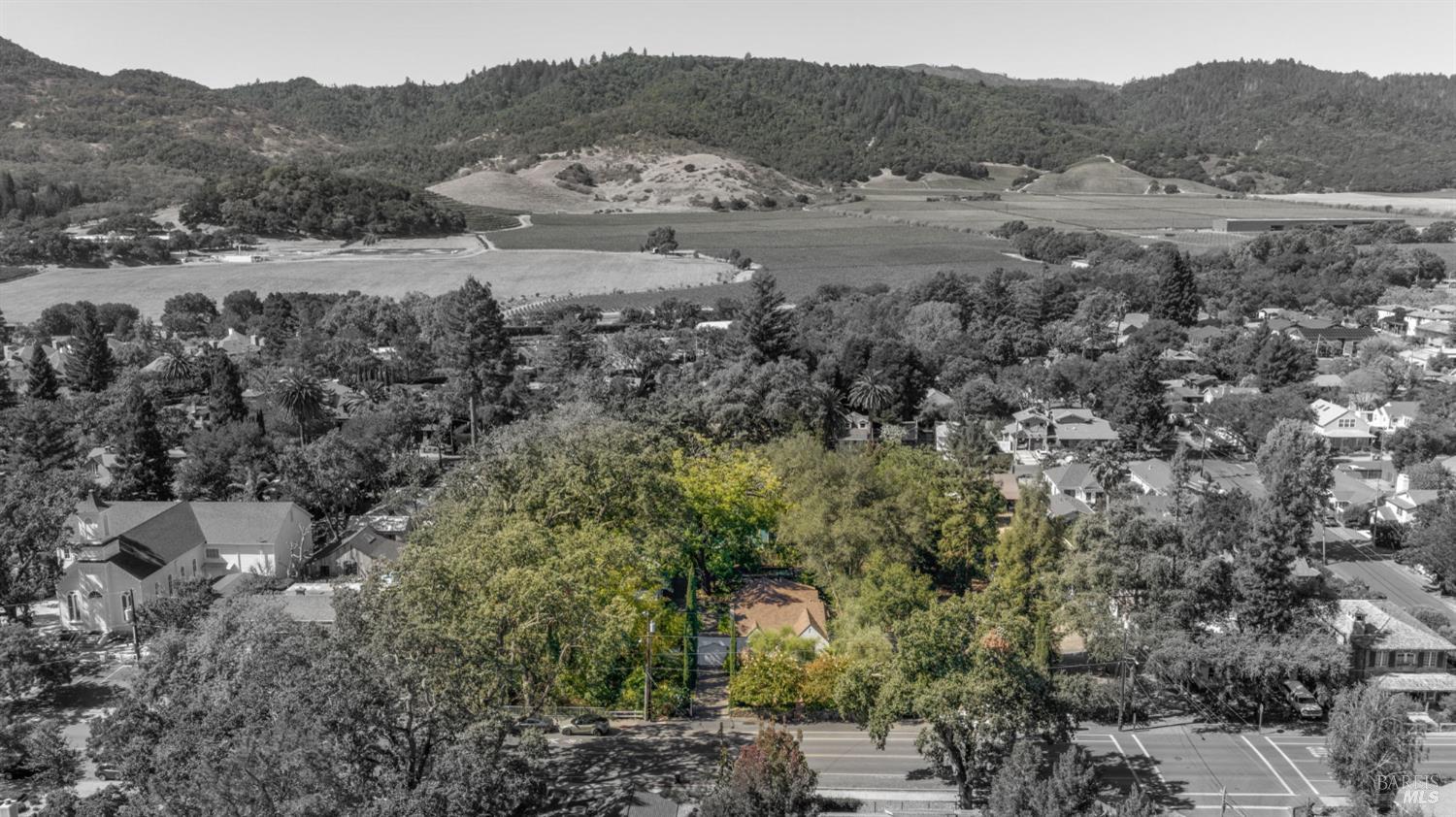 6641-6641A Yount Street Yountville CA 94599