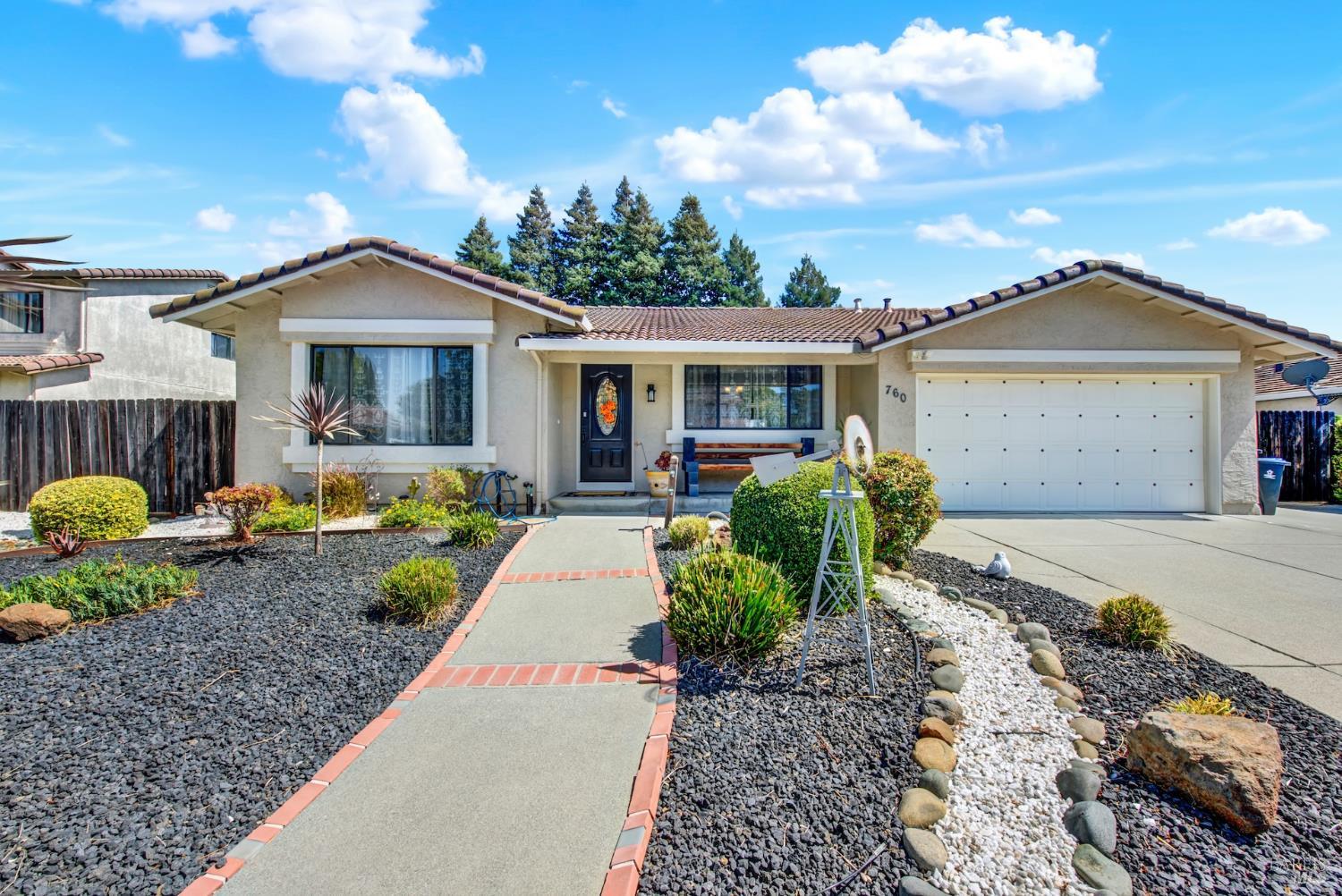 760 Stallion Circle Fairfield CA 94533
