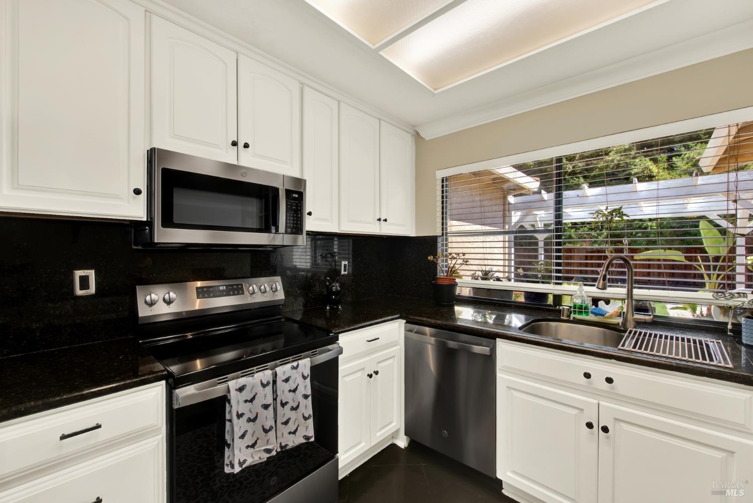 760 Stallion Circle Fairfield CA 94533
