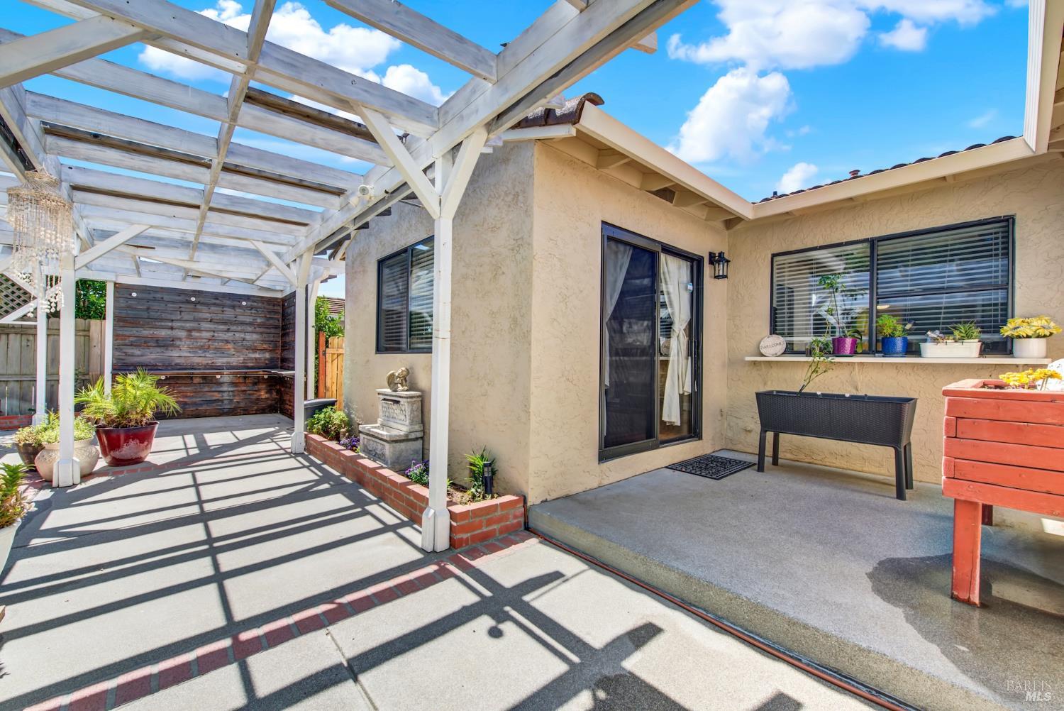 760 Stallion Circle Fairfield CA 94533