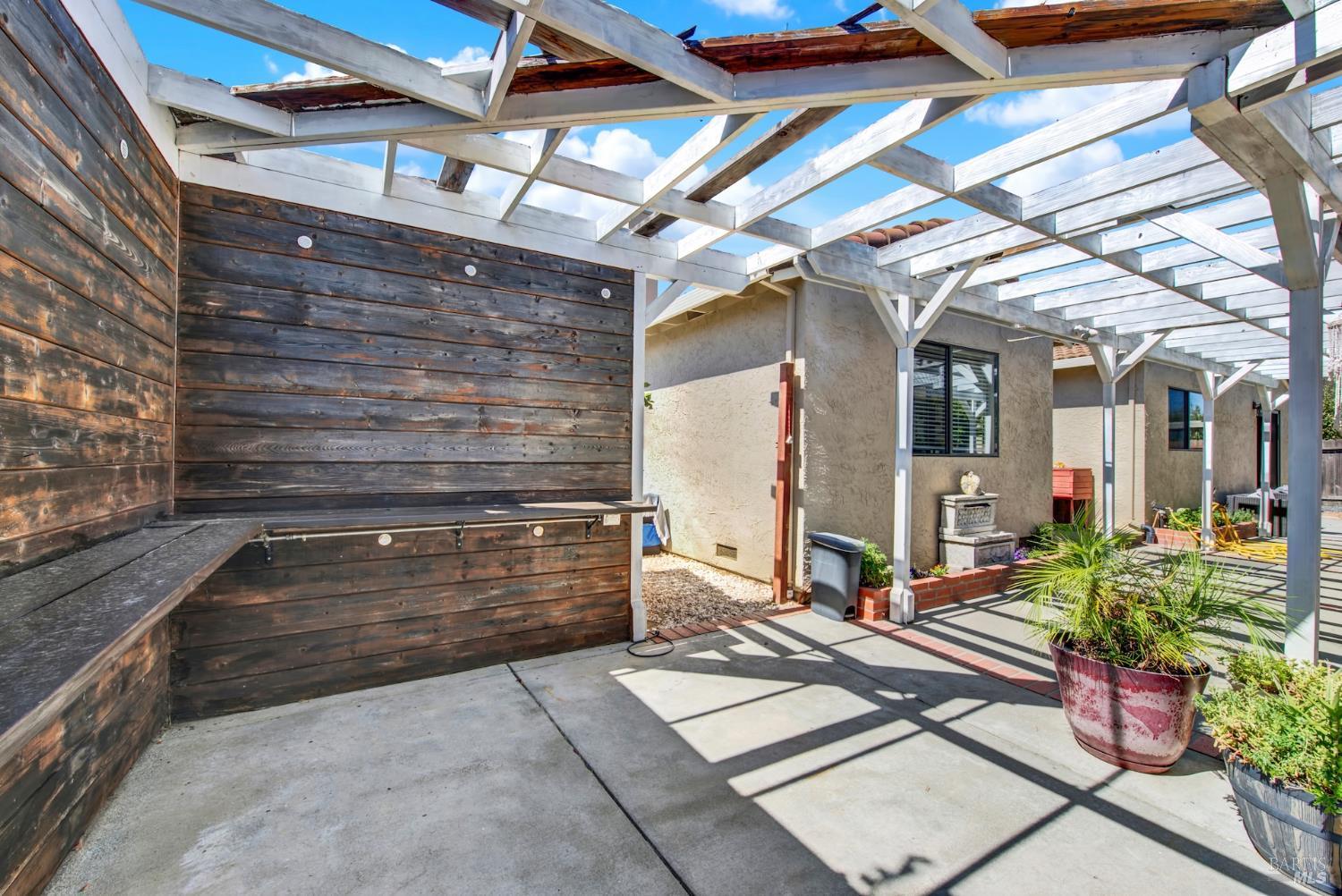 760 Stallion Circle Fairfield CA 94533