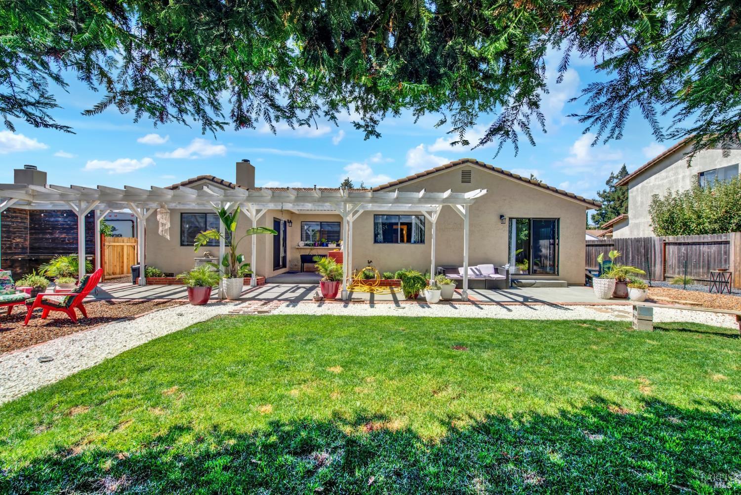 760 Stallion Circle Fairfield CA 94533