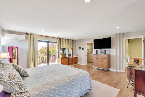 9489 Vinecrest Road Windsor CA 95492