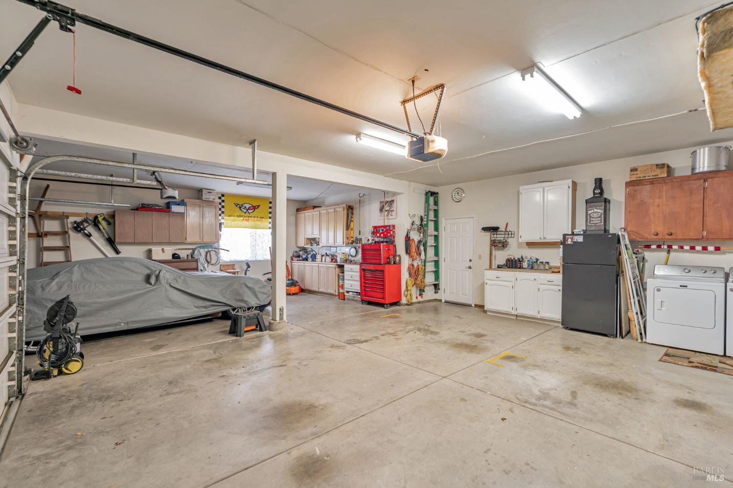 9489 Vinecrest Road Windsor CA 95492