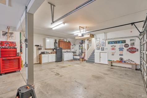9489 Vinecrest Road Windsor CA 95492