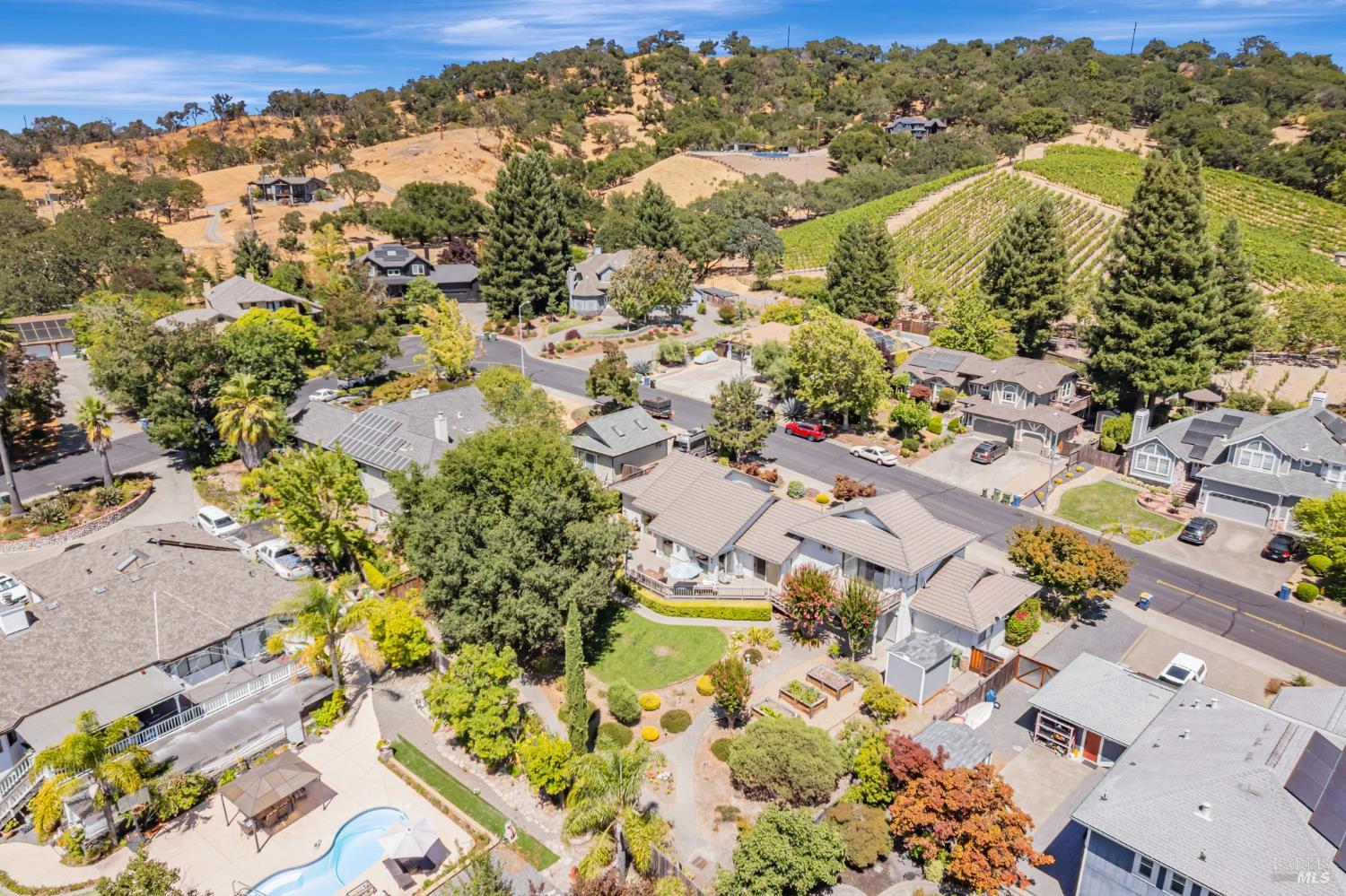9489 Vinecrest Road Windsor CA 95492