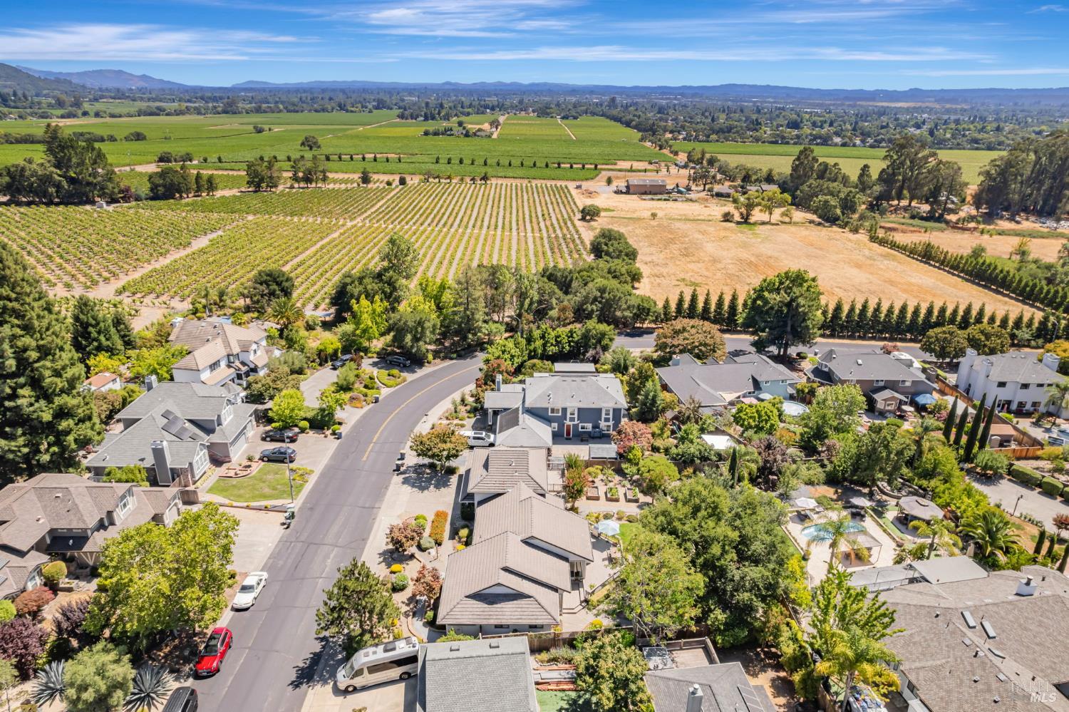 9489 Vinecrest Road Windsor CA 95492