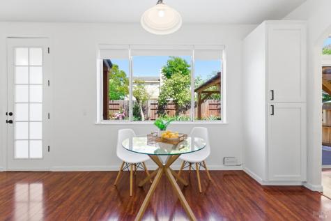 8014 Manchester Avenue Rohnert Park CA 94928