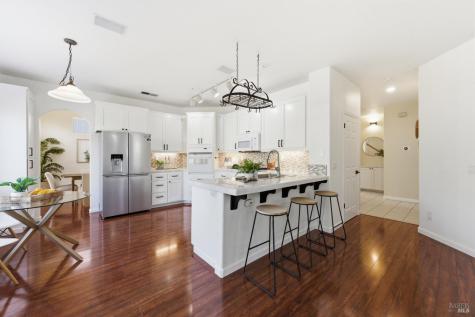 8014 Manchester Avenue Rohnert Park CA 94928