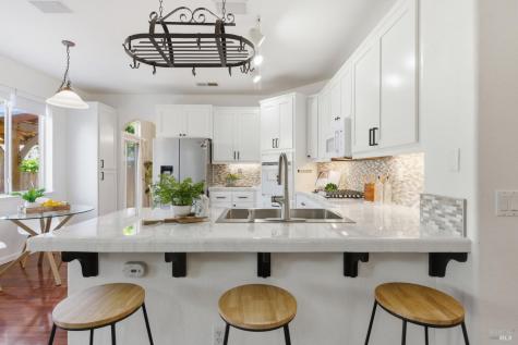 8014 Manchester Avenue Rohnert Park CA 94928