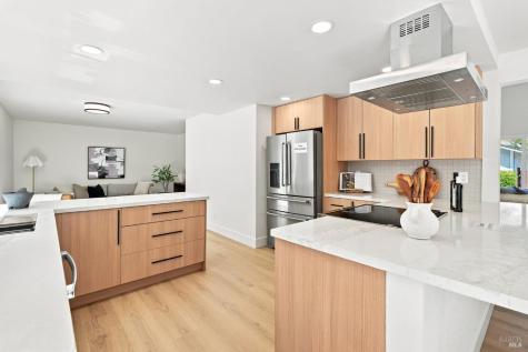 36 Plata Court Novato CA 94947