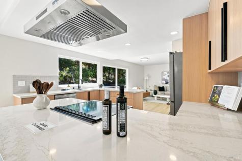 36 Plata Court Novato CA 94947