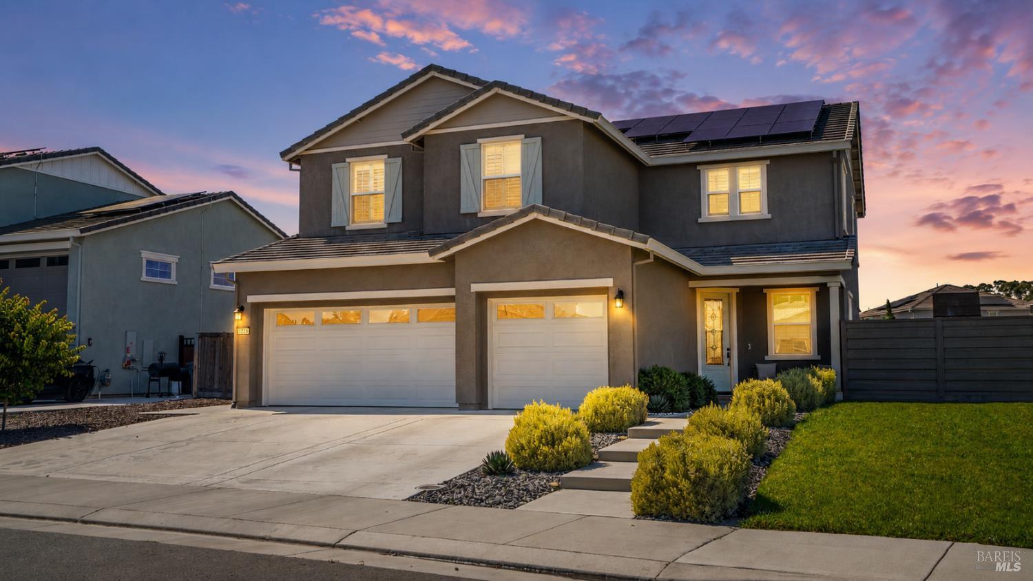 1430 Roosevelt Street Dixon CA 95620