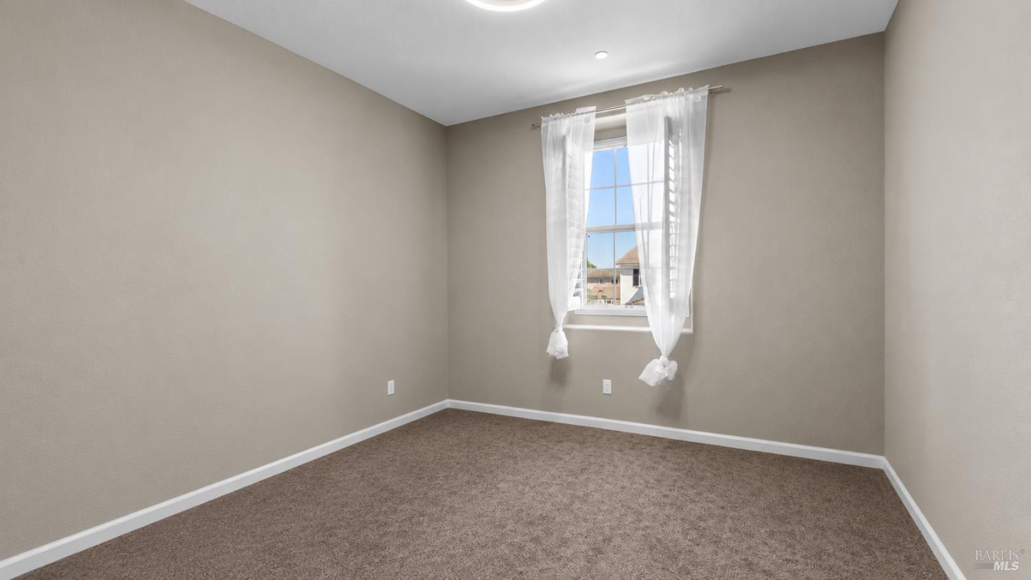1430 Roosevelt Street Dixon CA 95620