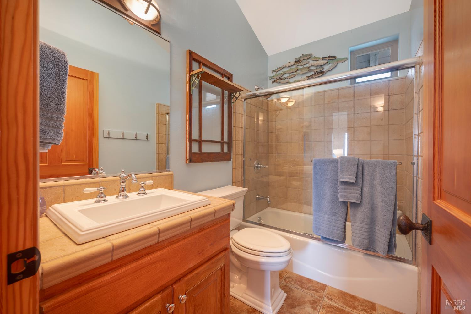 44465 O Roreys Roost Irish Beach CA 95459
