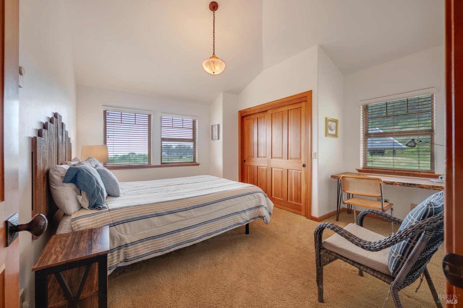 44465 O Roreys Roost Irish Beach CA 95459