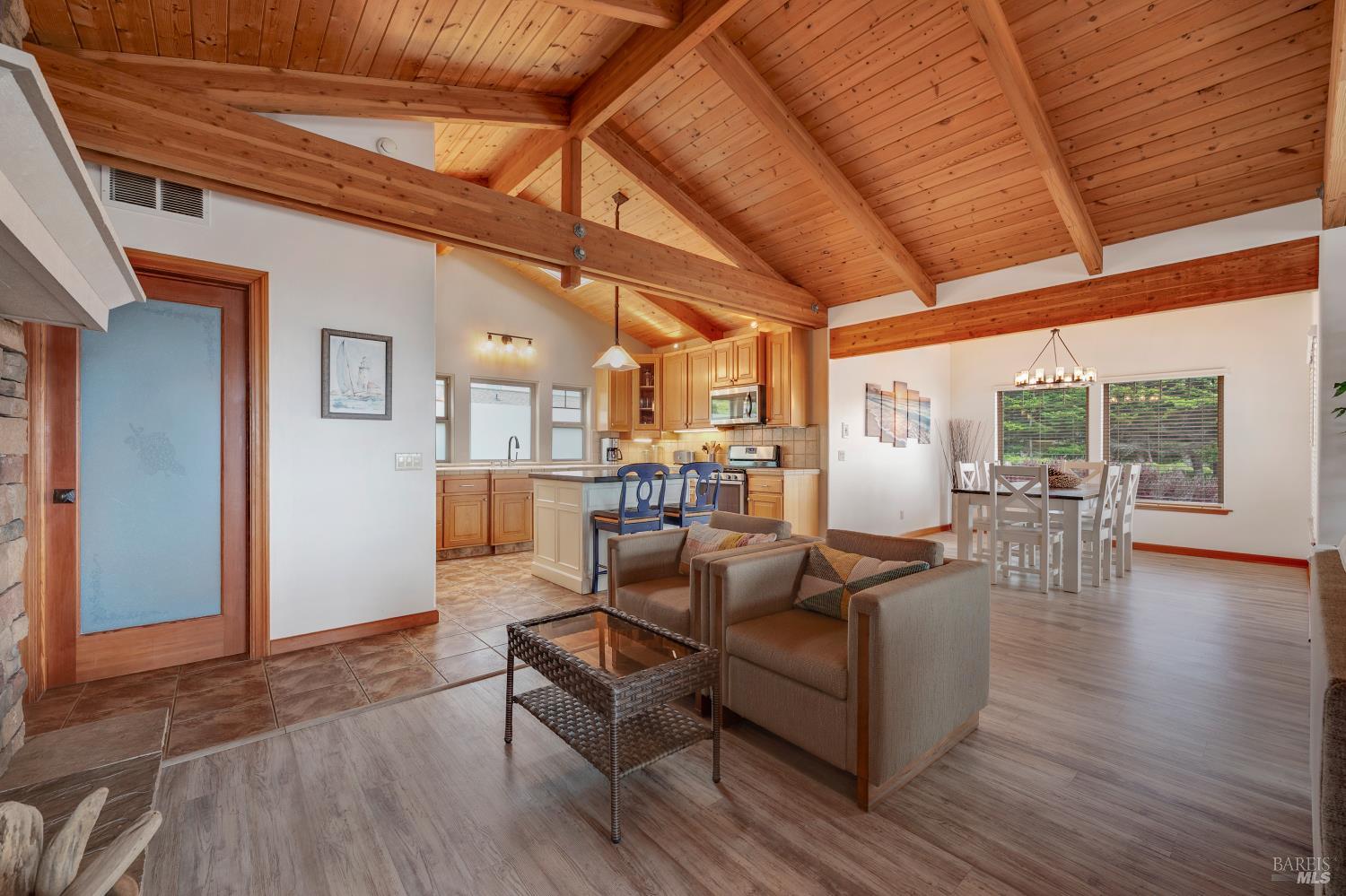 44465 O Roreys Roost Irish Beach CA 95459