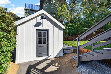 719 Bassett Street Petaluma CA 94952