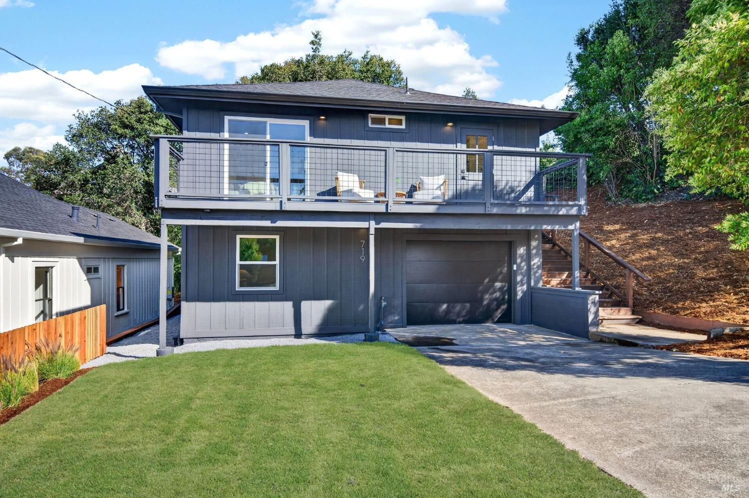 719 Bassett Street Petaluma CA 94952