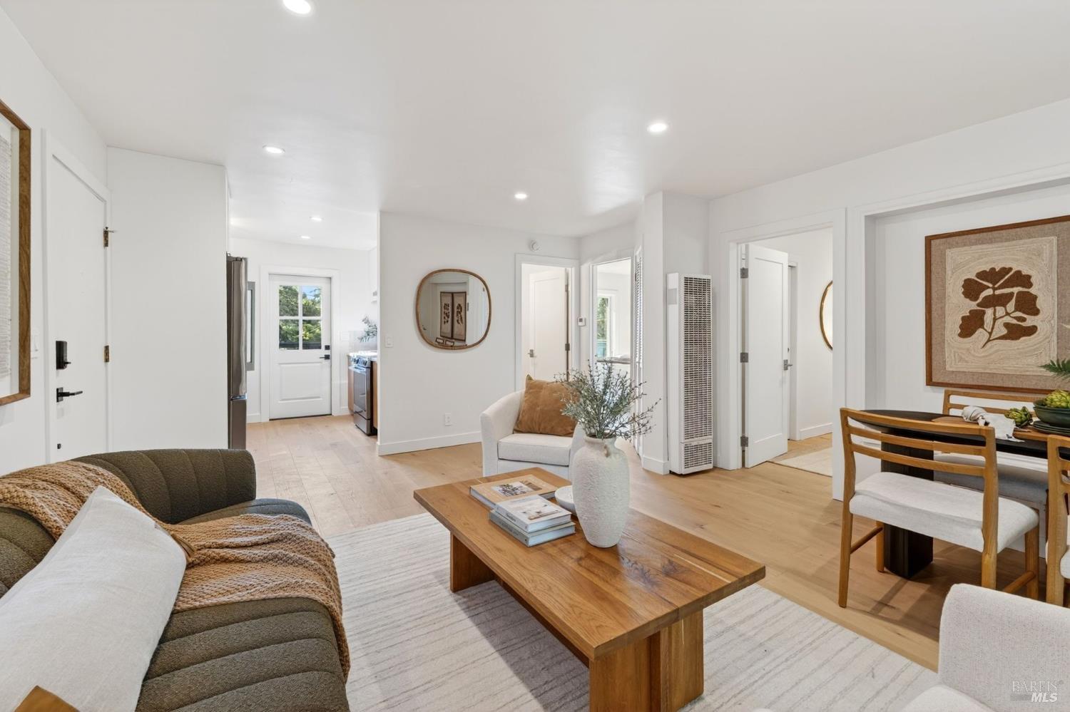 719 Bassett Street Petaluma CA 94952