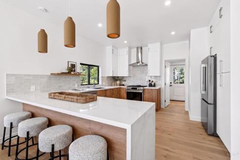 719 Bassett Street Petaluma CA 94952