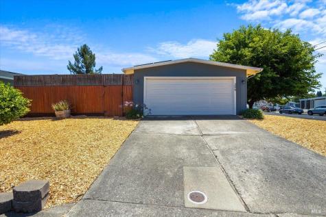 399 Bonnie Avenue Rohnert Park CA 94928