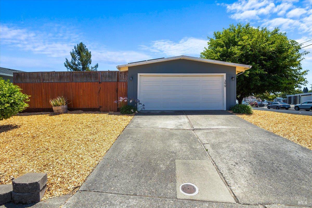 399 Bonnie Avenue Rohnert Park CA 94928