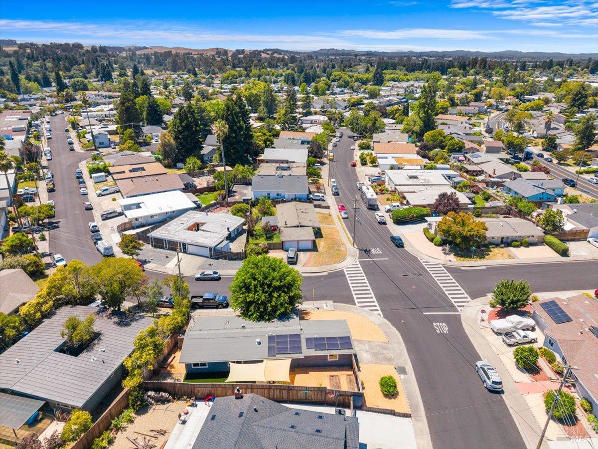 399 Bonnie Avenue Rohnert Park CA 94928