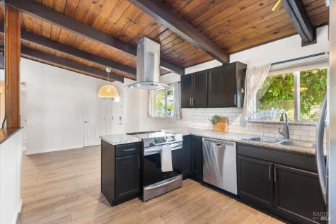 399 Bonnie Avenue Rohnert Park CA 94928
