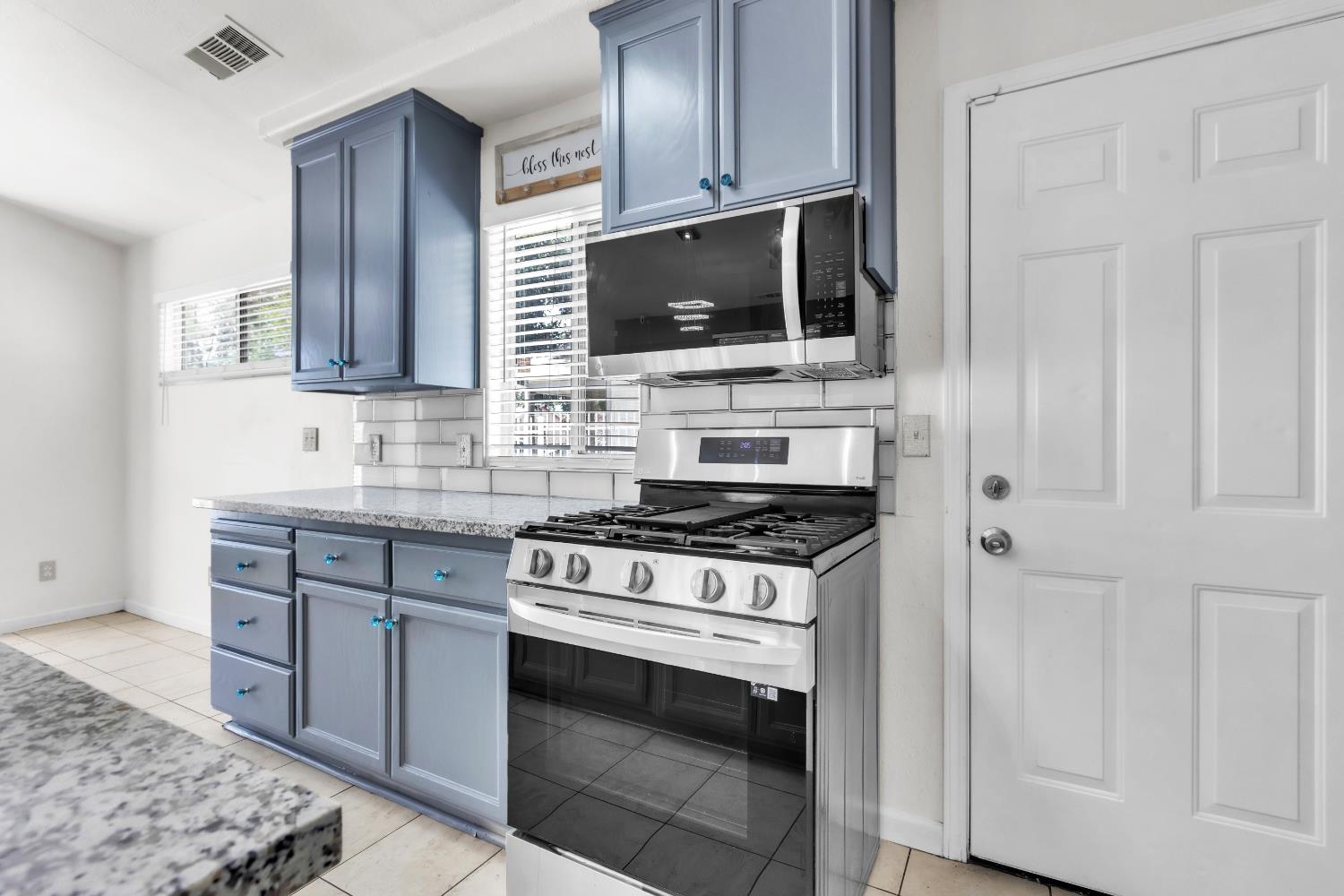3533 20th Avenue Sacramento CA 95820